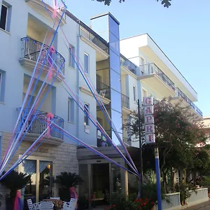 hotel-capri-bellaria-igea-marina.emilia-romagnahotels.net/